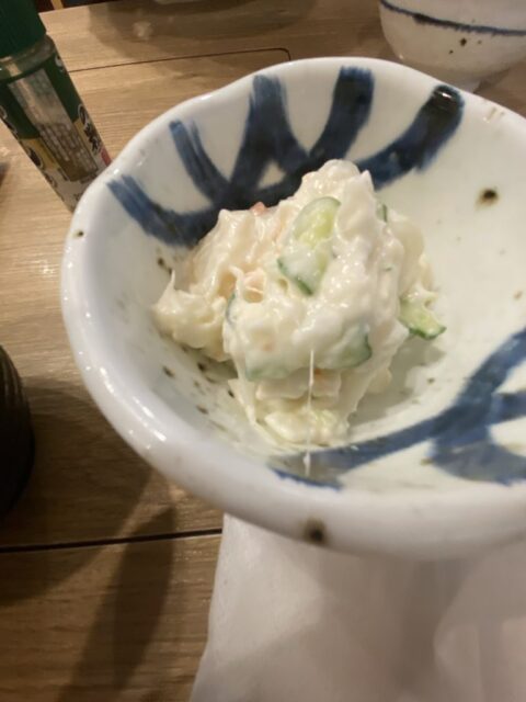 うなぎの合間にポテトサラダもいいもんです